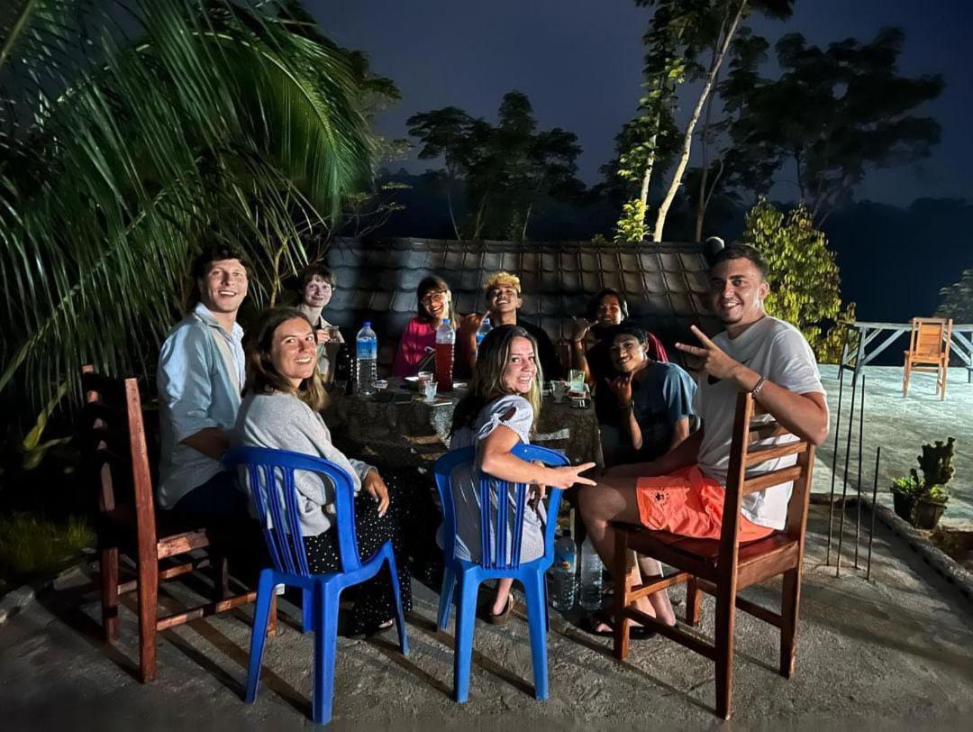 Tetebatu Fullmoon Hotel Exterior photo