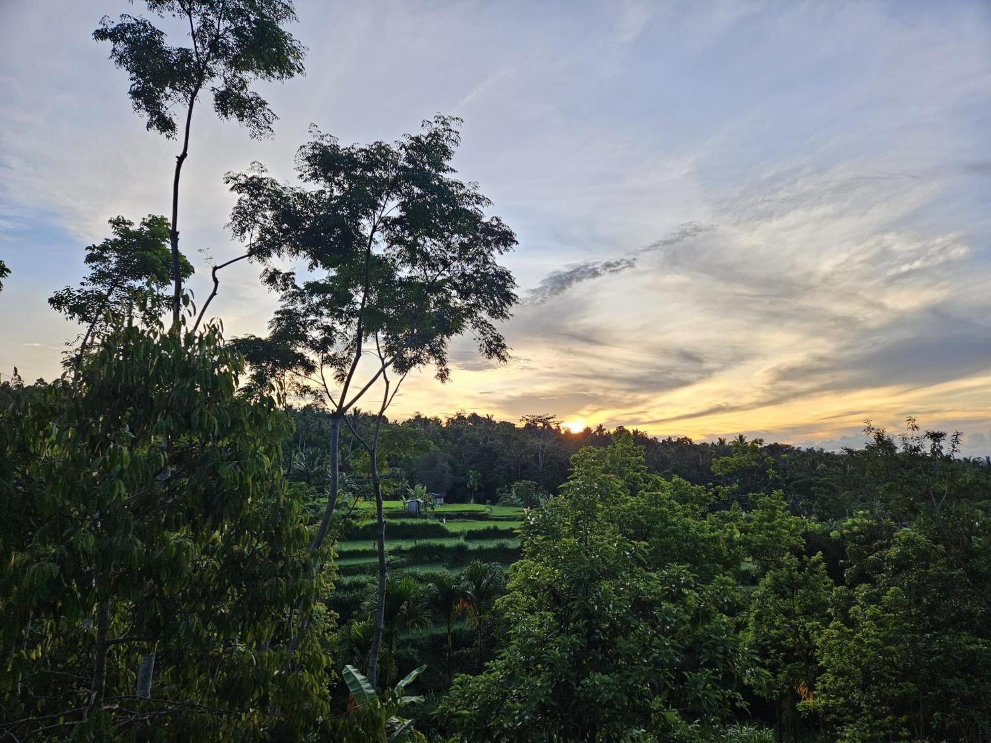 Tetebatu Fullmoon Hotel Exterior photo